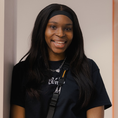 20/20 Levels | About | Meet The Team | Efeosa McEwen